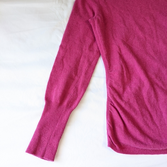 Banana Republic Cashmere Wool Blend Sweater Pink Small - Picture 7 of 7